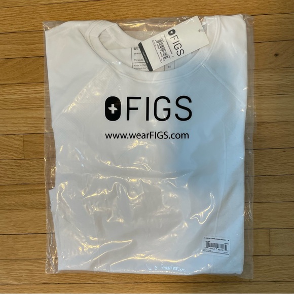 NWT Figs White Salta Seamless Cropped Long Sleeve Underscrub - Picture 7 of 8